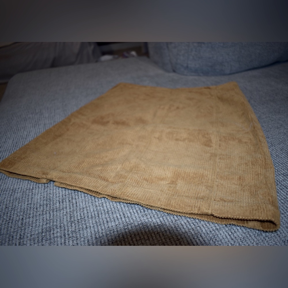 Corduroy skirt